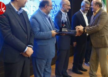 درخشش خیره کننده لامرد در جمع ستارگان